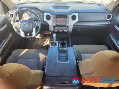 Zdjęcie 8 z 12 samochodu: 2015 TOYOTA TUNDRA SR5 VIN:5TFRM5F12FX089465 - miniatura