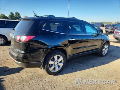 Trzecie zdjęcie samochodu z tyłu: 2017 CHEVROLET TRAVERSE LT VIN:1GNKVGKD7HJ252540 - miniatura