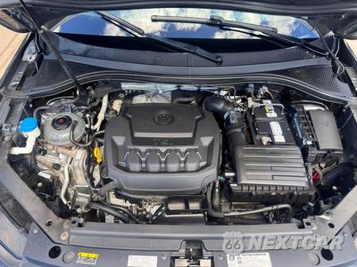 Zdjęcie 7 z 10 samochodu: 2018 VOLKSWAGEN TIGUAN SE VIN:3VV3B7AX6JM085115 - miniatura