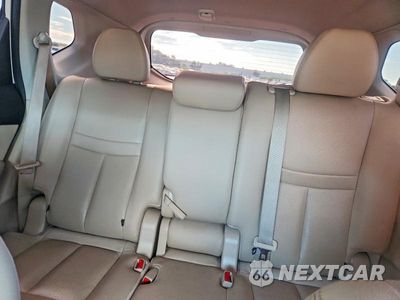 Zdjęcie 10 z 13 samochodu: 2016 NISSAN ROGUE SL VIN:KNMAT2MV5GP712051 - miniatura