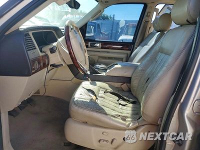 Zdjęcie 7 z 13 samochodu: 2003 LINCOLN NAVIGATOR VIN:5LMFU27R23LJ38679 - miniatura