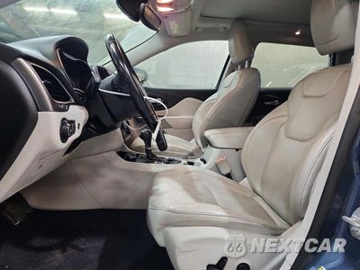 Zdjęcie 7 z 13 samochodu: 2020 JEEP CHEROKEE LIMITED VIN:1C4PJMDN2LD538916 - miniatura