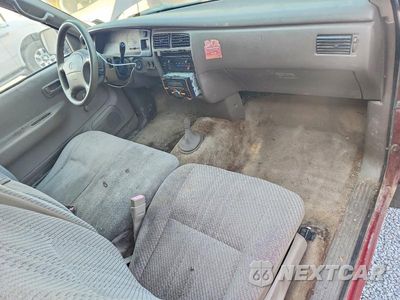 Zdjęcie 8 z 12 samochodu: 1995 TOYOTA T100 DX VIN:JT4VD22E5S0012534 - miniatura