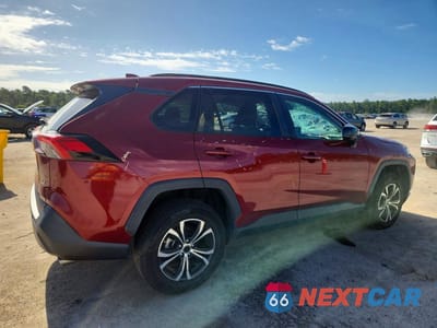 Trzecie zdjęcie samochodu z tyłu: 2019 TOYOTA RAV4 LE VIN:2T3H1RFVXKW016745 - miniatura