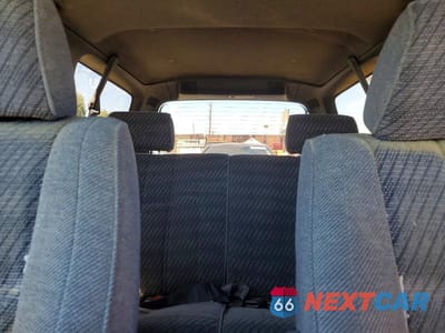 Zdjęcie 10 z 13 samochodu: 1993 TOYOTA 4RUNNER SR5 V6 VIN:JT3VN29V6P0014808 - miniatura