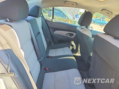 Zdjęcie 10 z 12 samochodu: 2012 CHEVROLET CRUZE LS VIN:1G1PC5SH5C7175001 - miniatura
