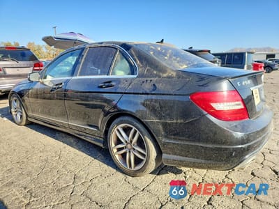 Drugie zdjęcie samochodu z przodu: 2012 MERCEDES-BENZ C 250 VIN:WDDGF4HB8CA609187 - miniatura