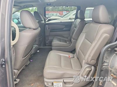 Zdjęcie 10 z 12 samochodu: 2015 HONDA ODYSSEY TOURING VIN:5FNRL5H99FB066488 - miniatura