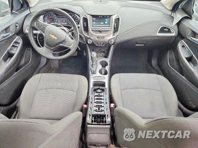 Zdjęcie 8 z 12 samochodu: 2018 CHEVROLET CRUZE LT VIN:1G1BE5SM0J7156578 - miniatura