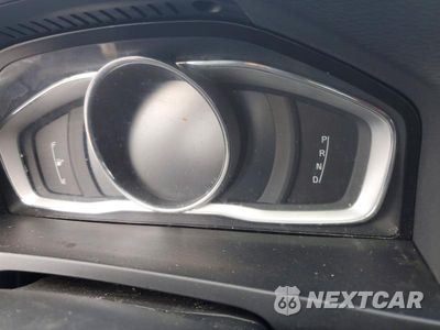 Zdjęcie 9 z 12 samochodu: 2018 VOLVO S60 PREMIER VIN:LYV402HK8JB170596 - miniatura