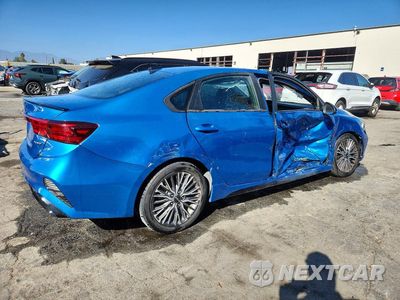 Trzecie zdjęcie samochodu z tyłu: 2023 KIA FORTE GT LINE VIN:3KPF54AD3PE522739 - miniatura
