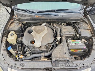 Zdjęcie 11 z 12 samochodu: 2011 HYUNDAI SONATA SE 2.0T VIN:5NPEC4AB5BH231423 - miniatura