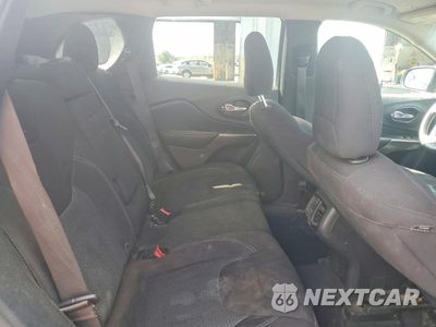Zdjęcie 10 z 13 samochodu: 2019 JEEP CHEROKEE LATITUDE VIN:1C4PJLCB9KD286386 - miniatura