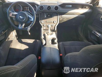 Zdjęcie 8 z 13 samochodu: 2022 FORD MUSTANG VIN:1FA6P8TH3N5133289 - miniatura