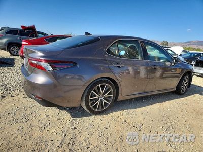 Trzecie zdjęcie samochodu z tyłu: 2024 TOYOTA CAMRY XLE VIN:4T1F31AK1RU626147 - miniatura