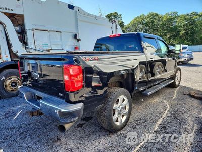 Trzecie zdjęcie samochodu z tyłu: 2019 CHEVROLET SILVERADO K2500 HEAVY DUTY LTZ VIN:1GC1KTEY6KF182317 - miniatura