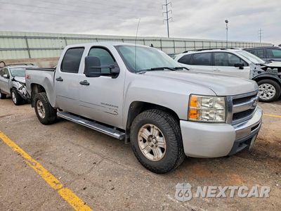 Czwarte zdjęcie samochodu z boku: 2010 CHEVROLET SILVERADO K1500 LT VIN:3GCRKSE36AG265826 - miniatura
