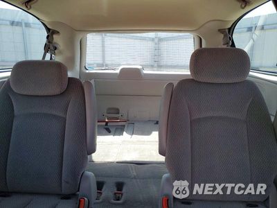 Zdjęcie 10 z 14 samochodu: 2005 CHRYSLER TOWN & COUNTRY LX VIN:2C4GP44R95R141768 - miniatura