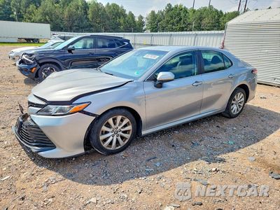 2020 TOYOTA CAMRY LE 4T1C11AKXLU918802 - główne zdjęcie licytacji z USA - miniatura