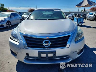 Piąte zdjęcie samochodu w środku: 2014 NISSAN ALTIMA 2.5 VIN:1N4AL3AP6EN210837 - miniatura
