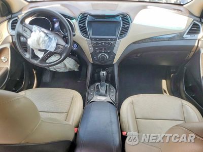Zdjęcie 8 z 12 samochodu: 2017 HYUNDAI SANTA FE SPORT 2.0T ULTIMATE VIN:5XYZW4LA0HG484744 - miniatura
