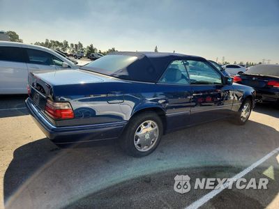 Trzecie zdjęcie samochodu z tyłu: 1995 MERCEDES-BENZ E 320 VIN:WDBEA66E5SC199409 - miniatura