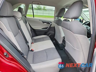 Zdjęcie 11 z 13 samochodu: 2020 TOYOTA RAV4 XLE VIN:2T3P1RFV5LW108830 - miniatura