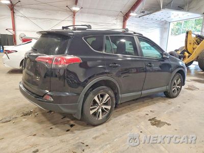 Trzecie zdjęcie samochodu z tyłu: 2018 TOYOTA RAV4 XLE VIN:2T3RFREV5JW824250 - miniatura