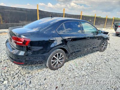 Trzecie zdjęcie samochodu z tyłu: 2016 VOLKSWAGEN JETTA SE VIN:3VWD67AJ8GM235881 - miniatura