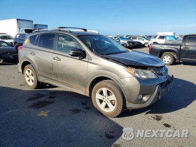 Czwarte zdjęcie samochodu z boku: 2013 TOYOTA RAV4 XLE VIN:JTMWFREVXD5014787 - miniatura