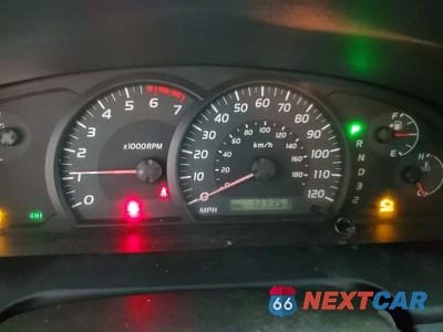 Zdjęcie 9 z 12 samochodu: 2006 TOYOTA TUNDRA SR5 VIN:5TBBT44116S482969 - miniatura