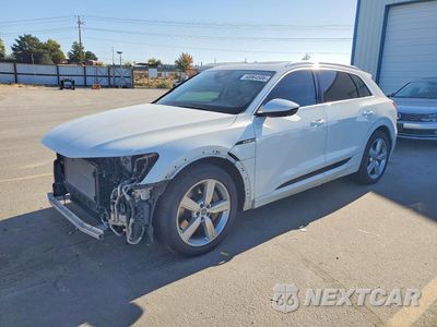 2019 AUDI E-TRON PREMIUM PLUS WA1LAAGE7KB021995 - główne zdjęcie licytacji z USA - miniatura