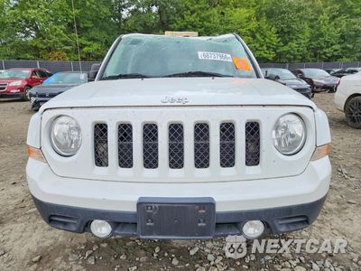Piąte zdjęcie samochodu w środku: 2017 JEEP PATRIOT SPORT VIN:1C4NJPBA5HD116204 - miniatura