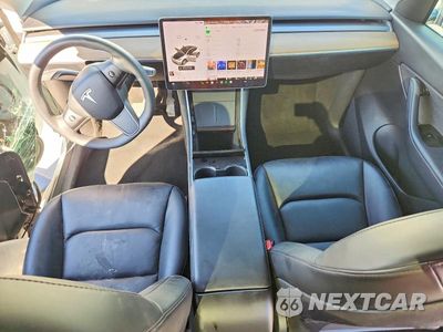 Zdjęcie 8 z 12 samochodu: 2021 TESLA MODEL Y VIN:5YJYGDEE3MF082243 - miniatura