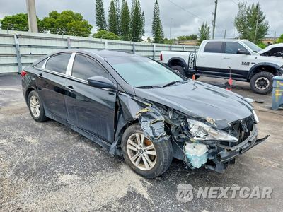Czwarte zdjęcie samochodu z boku: 2012 HYUNDAI SONATA GLS VIN:5NPEB4ACXCH349769 - miniatura