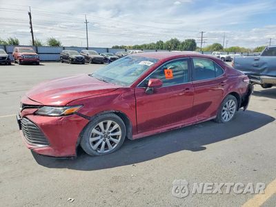 2018 TOYOTA CAMRY LE 4T1B11HK0JU620676 - główne zdjęcie licytacji z USA - miniatura