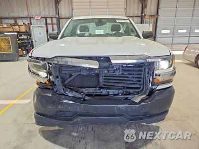Piąte zdjęcie samochodu w środku: 2018 CHEVROLET SILVERADO C1500 VIN:1GCNCNEC2JZ284631 - miniatura