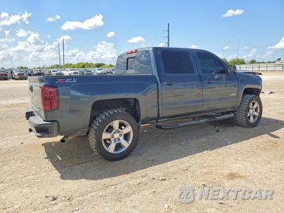 Trzecie zdjęcie samochodu z tyłu: 2017 CHEVROLET SILVERADO LT VIN:3GCUKRECXHG253014 - miniatura