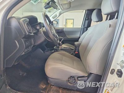 Zdjęcie 7 z 12 samochodu: 2022 TOYOTA TACOMA SR VIN:3TYRX5GN7NT043857 - miniatura