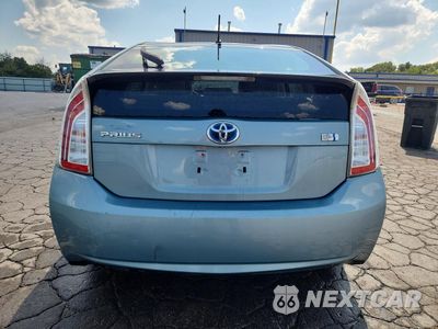 Zdjęcie 6 z 12 samochodu: 2014 TOYOTA PRIUS TWO VIN:JTDKN3DU4E1824237 - miniatura