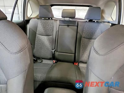 Zdjęcie 10 z 13 samochodu: 2023 TOYOTA RAV4 HYBRID XLE VIN:JTMRWRFV7PD188855 - miniatura