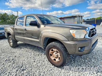 Czwarte zdjęcie samochodu z boku: 2012 TOYOTA TACOMA DOUBLE CAB PRERUNNER VIN:3TMJU4GN6CM136555 - miniatura