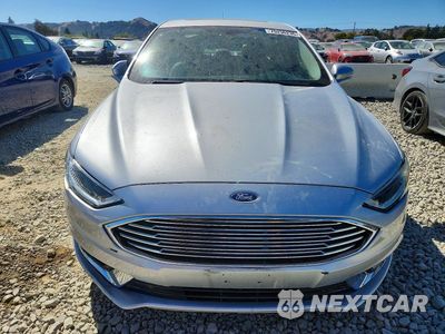 Piąte zdjęcie samochodu w środku: 2017 FORD FUSION SE VIN:3FA6P0HD5HR109813 - miniatura