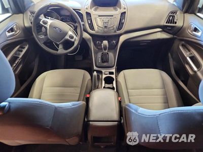 Zdjęcie 8 z 13 samochodu: 2015 FORD ESCAPE SE VIN:1FMCU0GX1FUA48298 - miniatura