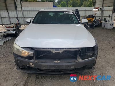 Piąte zdjęcie samochodu w środku: 2015 BMW 328 XI SULEV VIN:WBA3B5C52FF961634 - miniatura