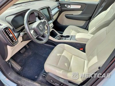 Zdjęcie 7 z 12 samochodu: 2019 VOLVO XC40 T5 MOMENTUM VIN:YV4162UK0K2104423 - miniatura