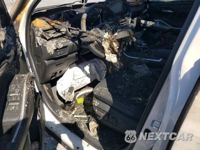 Zdjęcie 8 z 13 samochodu: 2022 TOYOTA HIGHLANDER HYBRID XLE VIN:5TDGBRCH6NS538513 - miniatura