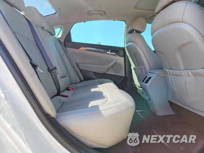 Zdjęcie 10 z 13 samochodu: 2017 HYUNDAI SONATA LIMITED VIN:5NPE34AF9HH568317 - miniatura