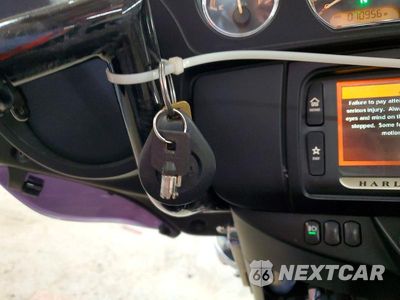 Zdjęcie 8 z 9 samochodu: 2019 HARLEY-DAVIDSON FLHTCU VIN:1HD1FCC11KB675337 - miniatura
