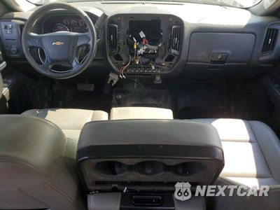 Zdjęcie 8 z 12 samochodu: 2018 CHEVROLET SILVERADO K2500 HEAVY DUTY VIN:1GB1KUEY0JF264262 - miniatura